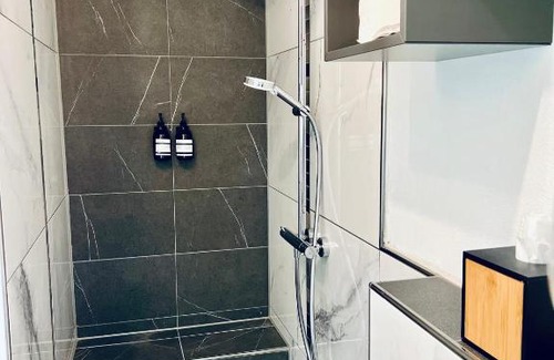 Luegde Appartement | Zentrales Apartment der Extraklasse zum Wohlfühlen
