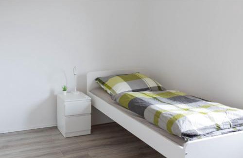 Ichenhausen Appartement | Zentrales Wohnhaus Ichenhausen