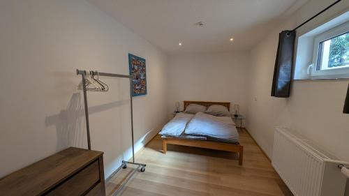 Dinkelsbuehl Appartement | Zentrumsnahe, ruhige Souterrainwohnung AlBaggers