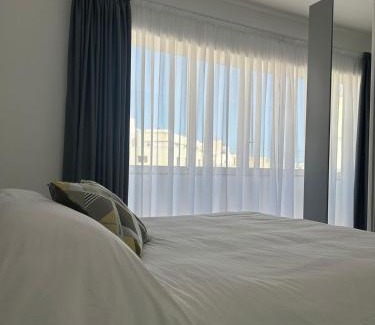 Tower Road Appartement | Zero55Rooms 3-bed 3-bath apartment with sea views