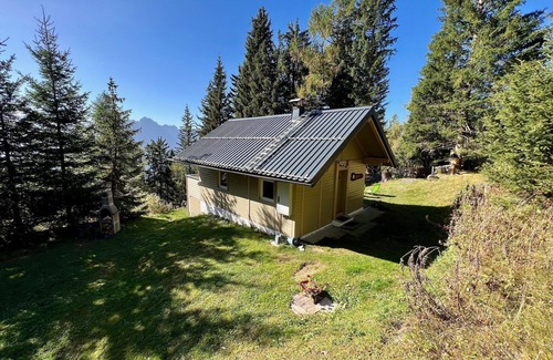 Lienz Cabine | Zettersfeld-Alm, Austria