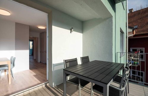 Center Appartement | ZH Pink 2 - Letzigrund HITrental Apartment