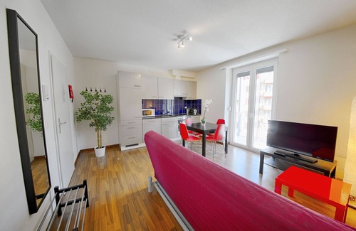 Oerlikon Appartement | ZH Raspberry - Oerlikon HITrental Apartment