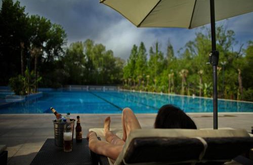 Chaoyang Hôtel | Zhi Resort Beijing&Peafowl Garden&Breakfast with Deer&Private Hot Spring&50 Meter Swimming Pool&Free Coffee&Close to Olympic Forest Park