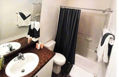 Paradise Hills Civic Appartement | Zia Sun Haven, a 2-bedroom apartment in beautiful Albuquerque with WiFi, AC