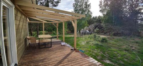 Giby Maison | Zielony domek nad Marychą w Budwieć