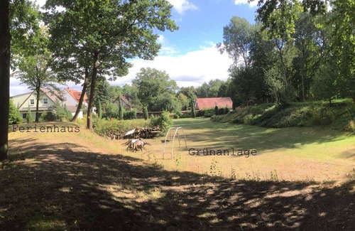 Feldberger Seenlandschaft Appartement | Zimmer 2 Großer Haussee - Waldmaries Ferienhaus