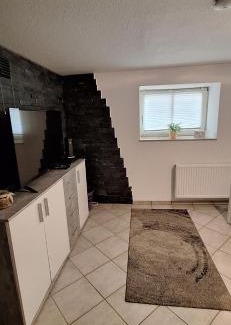 Schwerin Appartement | Zimmer im UG direkt in der Innenstadt, Centrum
