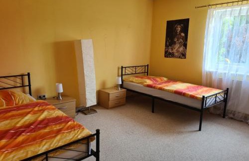 Karsdorf Maison | Zimmer in Ferienwohnung Bühler
