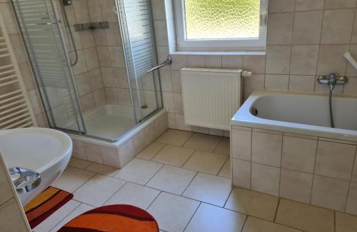 Karsdorf Maison | Zimmer in Ferienwohnung Bühler