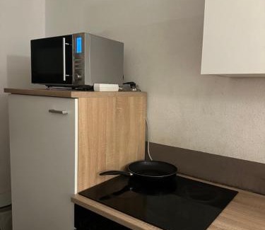 Gemarkung Schomberg Appartement | Zimmer mit eigener Dusche & WC , beim Stausee