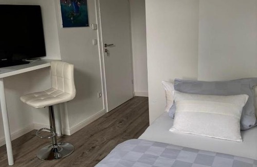 Region Hannover District Maison | Zimmer mit Küche und Bad