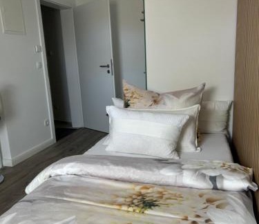 Region Hannover District Maison | Zimmer mit Küche und Bad