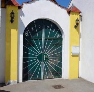 Sankt Polten Maison | Zimmervermietung Fasching