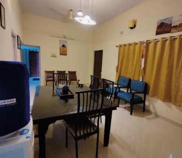 Mehdipatnam Villa | Zivo Stays, Heritage Apartments, Rethibowli
