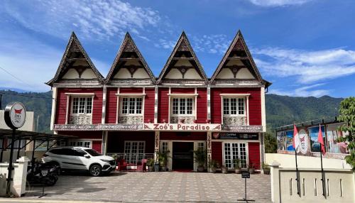 Tuk Tuk Hôtel | Zoé’s Paradise Waterfront Hotel
