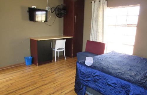 Pienaarsrivier Appartement | Zodiac Guest House in Hammanskraal