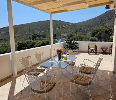 Lavreotiki Appartement | Zoe's home - stunning view