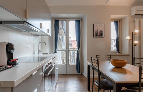 Cit Turin Appartement | (Zona elegante) Dal Vassalli by HappyHosTorino