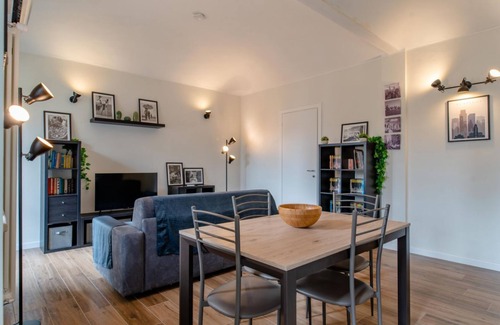 Cit Turin Appartement | (Zona elegante) Dal Vassalli by HappyHosTorino