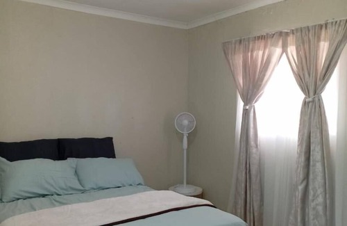 Polokwane Appartement | Zone 4 Motel and spa