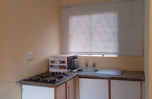 Polokwane Appartement | Zone 4 Motel and spa