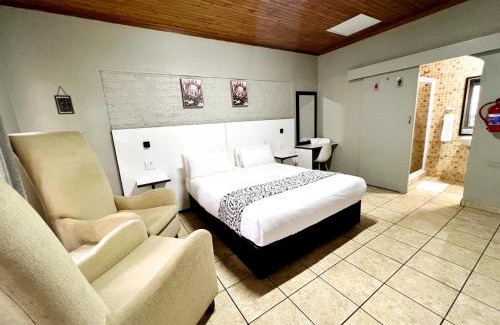 Polokwane Appartement | ZUCH Accommodation at Pafuri Self Catering - Guest Suite
