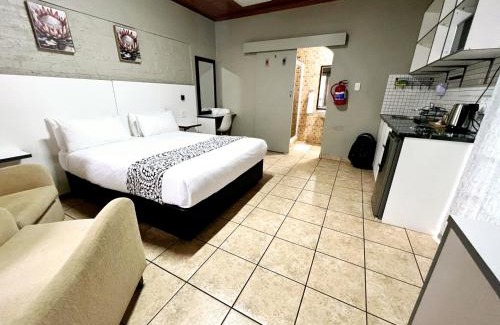 Polokwane Appartement | ZUCH Accommodation at Pafuri Self Catering - Guest Suite