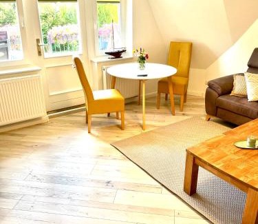 Neuendorf Heide Appartement | Zur Alten Boddenfischerei Ferienwohnung HeideZauber