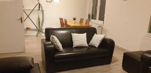 Kopenick Appartement | Zwei Etagen Wohnung im Grünen