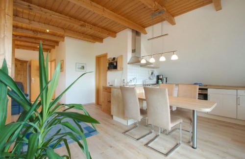 Altenhagen Appartement | Zwei Ferienwohnungen Ankerpatz 70 qm mit Loggia & Puppenstube 50 qm mit Gartenterrasse in Hagenburg nähe Steinhuder Meer