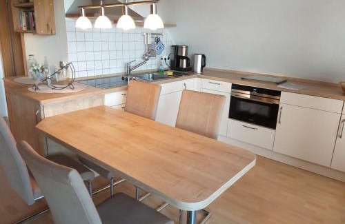 Altenhagen Appartement | Zwei Ferienwohnungen Ankerpatz 70 qm mit Loggia & Puppenstube 50 qm mit Gartenterrasse in Hagenburg nähe Steinhuder Meer