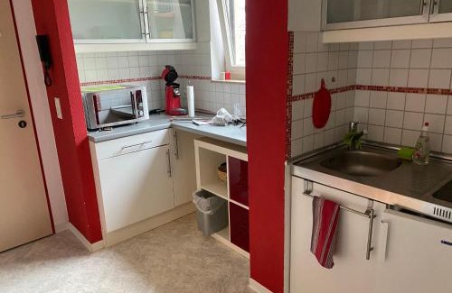 Neu-Kurenz Appartement | Zwei Zimmer Appartment mit Balkon und Stellplatz voll möbliert