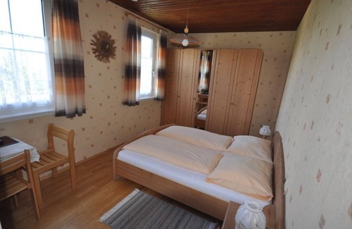 Gurk Maison | Zweibettzimmer, Dusche, WC - Gasthof-hotel "zum Kramer"