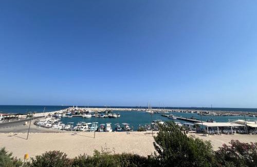 Zygi Appartement | Zygi Beachfront Retreat!
