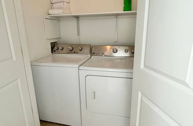 Étouffée House+KING Bed+Luxe Amenities+Fast WiFi