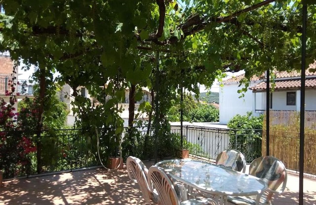 Ευχάριστο σπίτι με ωραίο κήπο
