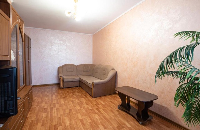 Дашковича 30, центр міста