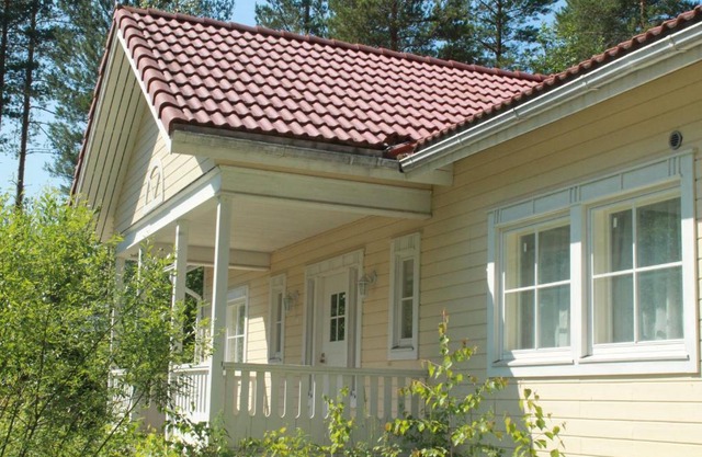 Коттедж в Финляндии, Enonkoski (желтый)