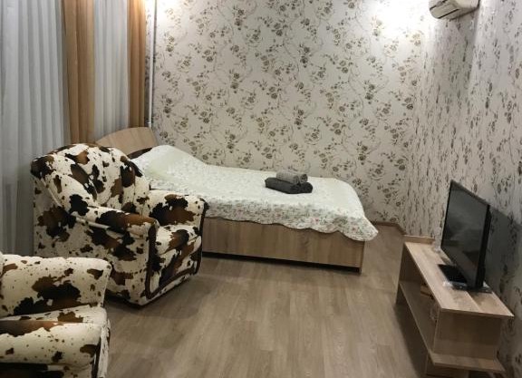 Уютная квартира на Автозаводской улице вблизи Жд и Автовокзала