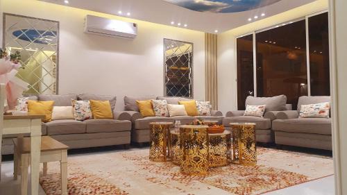 أجنحة ملكي خاصة فاخرة روف كبير Vip استديو صغير Vip