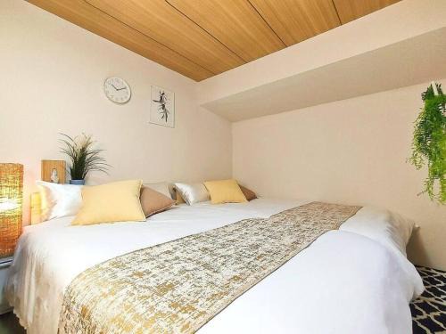 関西万博まで直通13分,USJまで2駅7分 Guest House anytime 海遊館まで5分,なんば,道頓堀,梅田すぐ