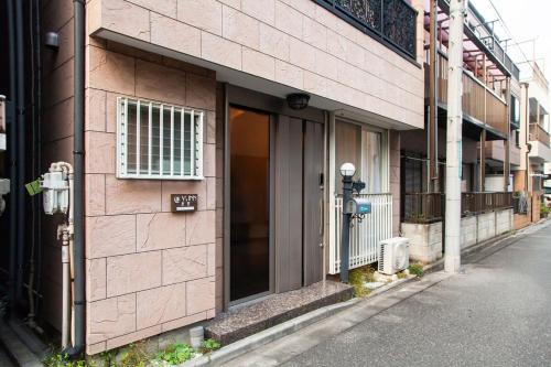 015T Y's INN 有客 瑞江 瑞江駅まで徒歩6分新宿まで乗換なし36分 3階建貸切 大人数向け ドンキそば