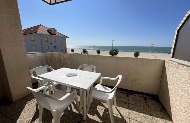 024 - Appartement avec belle terrasse et vue imprenable sur l'Océan