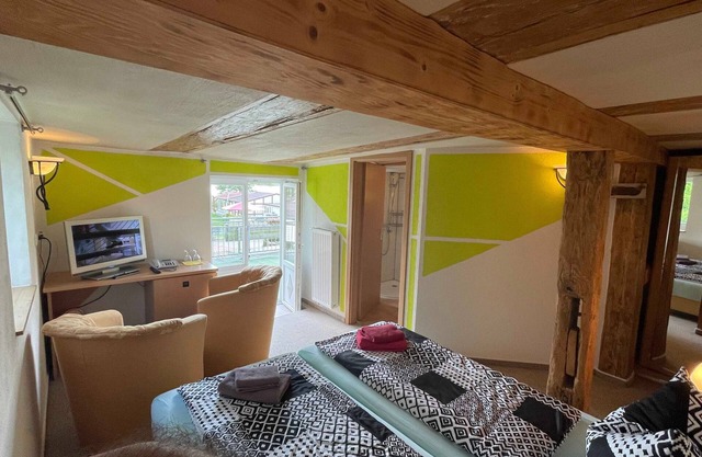 05 chambre double avec terrasse et vue sur le Dobbertiner See - Insel-Hotel Dobbertin