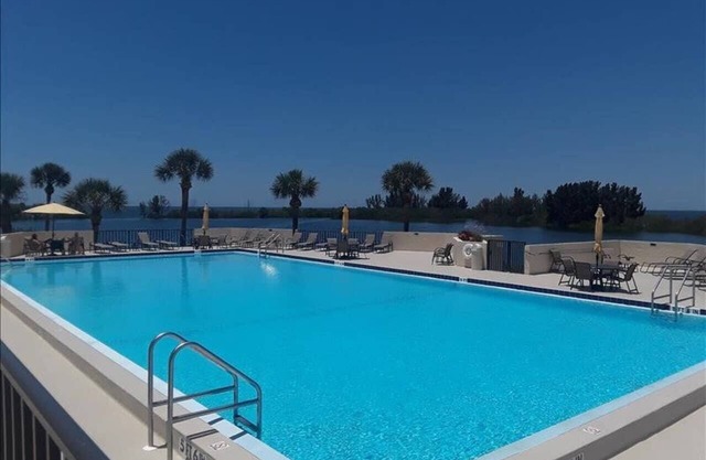 1/1 Gulf Island Beach et Tennis Club, unité 2-410