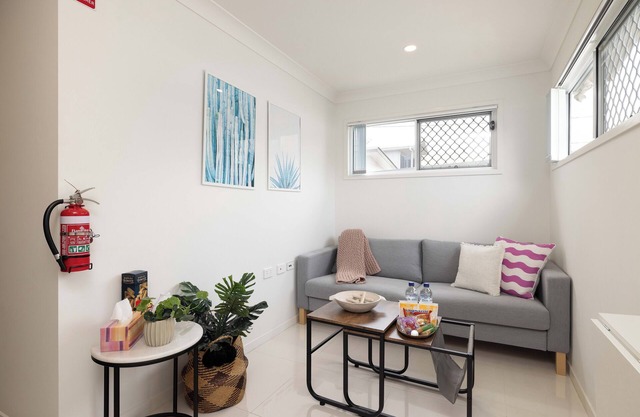 1 Bdr Apt! GST Credits! Parking! Espresso! 114AF1