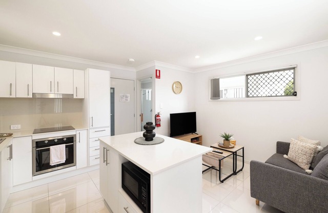 1 Bdr Apt! Aircon! Undercover Parking! 539AF1