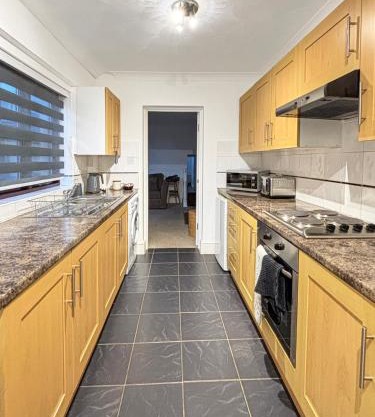 1 Bed Apartment - Central location - Sleeps 4 - Garden - Amaya Two