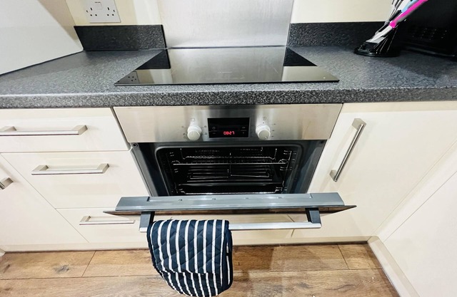 1-bed Apartment in Ealing, 3 Mins From Station